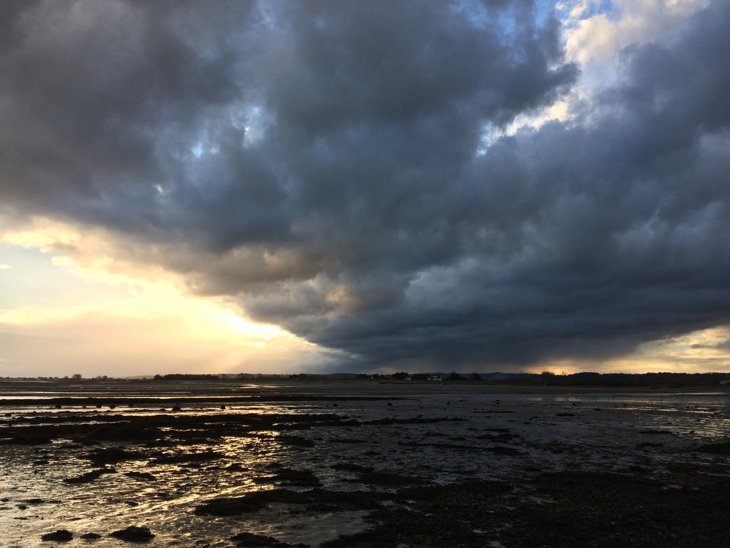 Entre Terre Et Mer Réville Zewnętrze zdjęcie